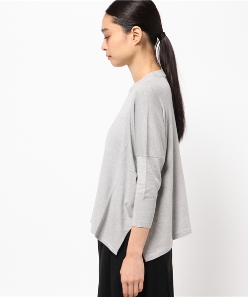 koe（コエ）の「ランダムヘムタートルニットプルオーバー（ニット/セーター・レディース・アイボリー/ネイビー/杢グレー・SMALL/MEDIUM/LARGE）」の5枚目の写真