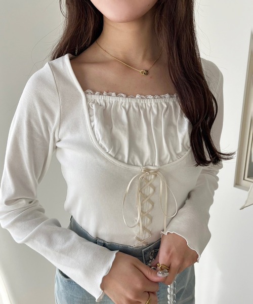 one after another NICE CLAUP(ワンアフターアナザーナイスクラップ)の「レイヤードリボントップス(Tシャツ/カットソー・レディース・オフホワイト/ブラック/サックスブルー/レッド・FREE)」の13枚目の写真