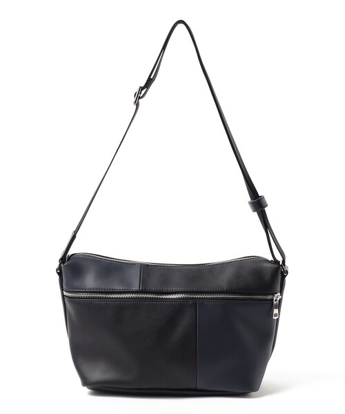 BEAMS HEART（ビームスハート）の「フェイクレザー 切替 ショルダーバッグ【ユニセックス】（ショルダーバッグ・メンズ・ネイビー/ブラウン・ONE SIZE）」の13枚目の写真