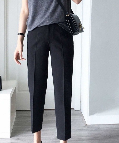 CADBURY(キャドバリー)の「センタープレスシガレットパンツ(その他パンツ・レディース・ブラック/ベージュ・SMALL/MEDIUM/LARGE/X-LARGE)」の1枚目の写真