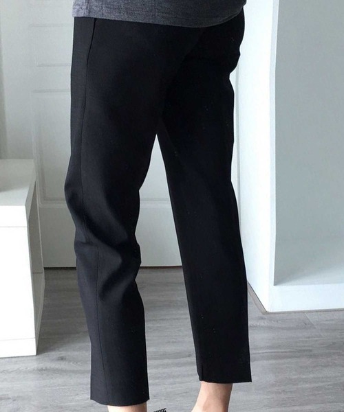 CADBURY(キャドバリー)の「センタープレスシガレットパンツ(その他パンツ・レディース・ブラック/ベージュ・SMALL/MEDIUM/LARGE/X-LARGE)」の4枚目の写真