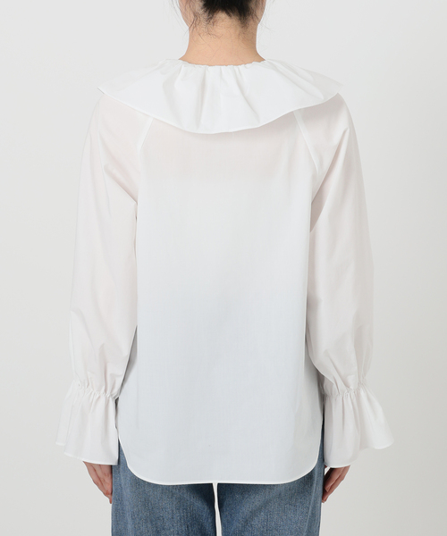 La TOTALITE(ラトータリテ)の「【洗える】フリルVネックブラウス(シャツ/ブラウス・レディース・ホワイト/ネイビー・FREE)」の18枚目の写真