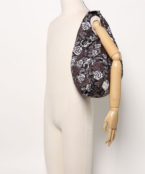 Under the Skin（アンダーザスキン）の「Under the Skin アンダーザスキン/ スコーピオン ローズ ポータブル 総柄バッグ // BAG002（トートバッグ・メンズ・ブラック・FREE）」の5枚目の写真