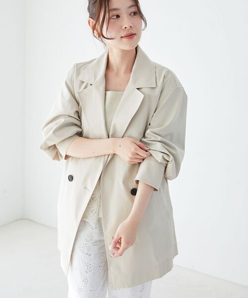 le.coeur blanc（ルクールブラン）の「ボリュームスリーブライトトレンチコート（トレンチコート・レディース・ベージュ/ライトベージュ・38）」の6枚目の写真