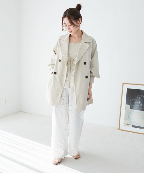 le.coeur blanc（ルクールブラン）の「ボリュームスリーブライトトレンチコート（トレンチコート・レディース・ベージュ/ライトベージュ・38）」の11枚目の写真