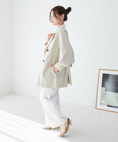 le.coeur blanc（ルクールブラン）の「ボリュームスリーブライトトレンチコート（トレンチコート・レディース・ベージュ/ライトベージュ・38）」の12枚目の写真