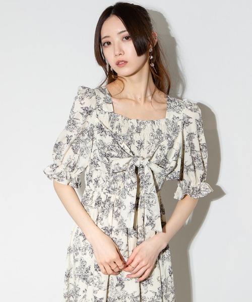 セール】フロントリボン 花柄 シャーリング 半袖ロング