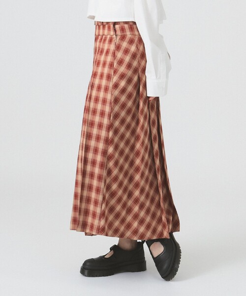 Ray BEAMS（レイビームス）の「チェック プリーツ スカート（スカート・レディース・ホワイト×ブラック/ブラウン・0/1）」の8枚目の写真