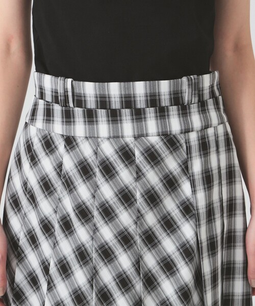 Ray BEAMS（レイビームス）の「チェック プリーツ スカート（スカート・レディース・ホワイト×ブラック/ブラウン・0/1）」の12枚目の写真