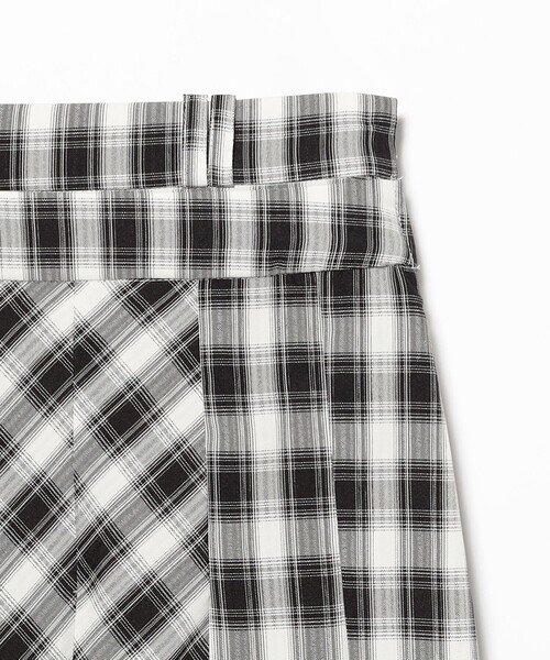 Ray BEAMS（レイビームス）の「チェック プリーツ スカート（スカート・レディース・ホワイト×ブラック/ブラウン・0/1）」の20枚目の写真