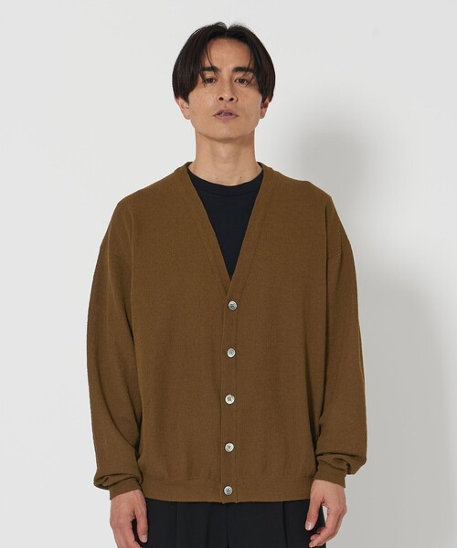 BEAUTY&YOUTH UNITED ARROWS(ビューティーアンドユースユナイテッドアローズ)の「エア ミラノ Vネック カーディガン デオドラント‐抗菌・防臭‐(カーディガン/ボレロ・メンズ・オリーブ/ブラック/ライトグレー・L/XL/S/M)」の10枚目の写真