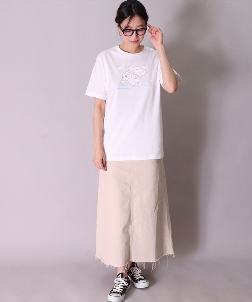 sanrio(サンリオ)の「(SK)【sanrio】すこぶる動くウサギ コラボ Tシャツ(Tシャツ/カットソー・レディース・ホワイト系1/ホワイト系2/ホワイト系3・FREE)」の13枚目の写真