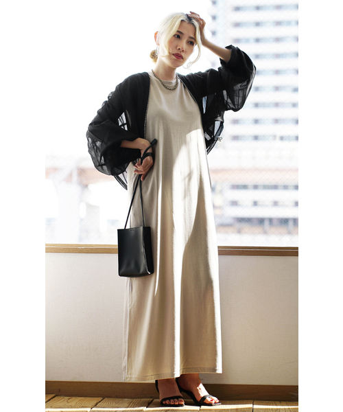 zootie(ズーティー)の「URBAN PLUS ノースリーブワンピース(ワンピース・レディース・テラコッタ/オフホワイト/スモークピンク/ブラウン系その他/ライトベージュ/アイボリー/ブラック/グレイッシュブルー/ダークグリーン/ネイビー/グレイッシュベージュ/チャコール/ライトブルー・フリー)」の21枚目の写真