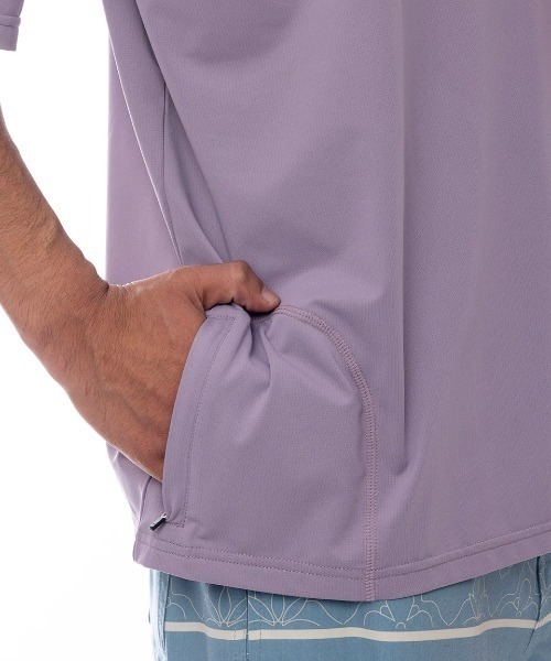 BILLABONG(ビラボン)の「BILLABONG メンズ AIR DRY MESH HALF SLEEVE サーフTシャツ 【2025年春夏モデル】/ビラボン水陸両用水陸両用サイドポケット付きバックプリント半袖ラッシュガード(水着)(ラッシュガード・メンズ・ブラック/パープル/ライトベージュ・MEDIUM/LARGE/X-LARGE)」の19枚目の写真