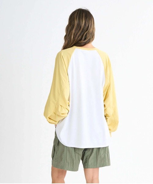 ROXY(ロキシー)の「LA PALMA /ロキシー水陸両用サンプロテクションラグランスリーブトップス(水着)(Tシャツ/カットソー・レディース・ブラック系その他/ブラック/イエロー・LARGE/MEDIUM/SMALL)」の22枚目の写真