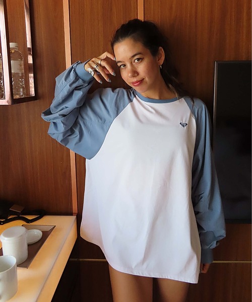 ROXY(ロキシー)の「LA PALMA /ロキシー水陸両用サンプロテクションラグランスリーブトップス(水着)(Tシャツ/カットソー・レディース・ブラック系その他/ブラック/イエロー・LARGE/MEDIUM/SMALL)」の6枚目の写真