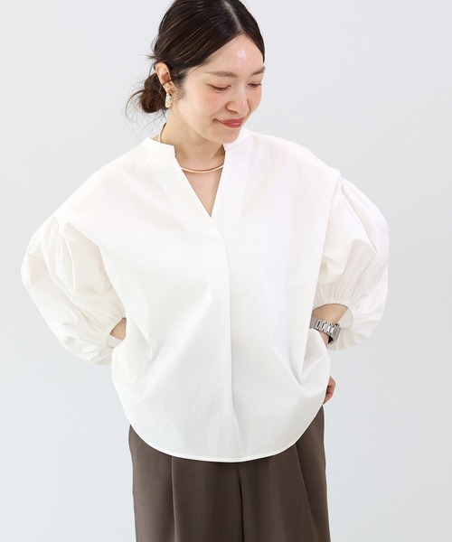 Aletta vita(アレッタビータ)の「バルーンスリーブスキッパーブラウス(シャツ/ブラウス・レディース・オフホワイト/サックスブルー/ブラック・FREE)」の14枚目の写真