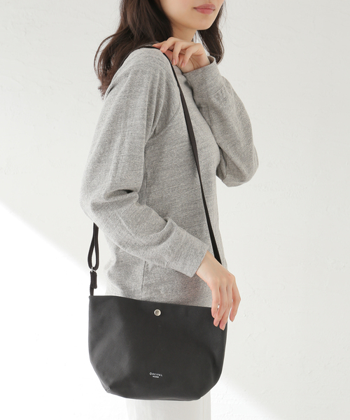 ORCIVAL（オーシバル）の「【ORCIVAL/オーシバル】 LCV_SHOULDER POUCH MEDIUM（ショルダーバッグ・レディース・ブラック系その他/ホワイト系その他・FREE）」の10枚目の写真