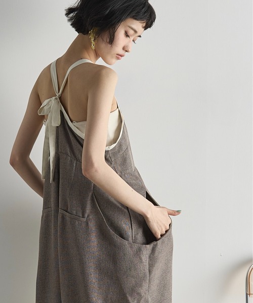 THE YOn（ザヨン）の「リネンライクバイカラーパイピングアメスリオールインワン（つなぎ/オールインワン・レディース・アッシュブラウン/ナチュラル・FREE）」の19枚目の写真