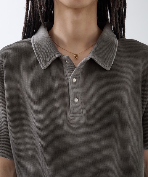 ANDER HUNK（アンダーハンク）の「Hard Spray Thermal Polo / ハードスプレーサーマルポロ（ポロシャツ・メンズ・グレー/レッド/杢グレー・MEDIUM/LARGE）」の14枚目の写真