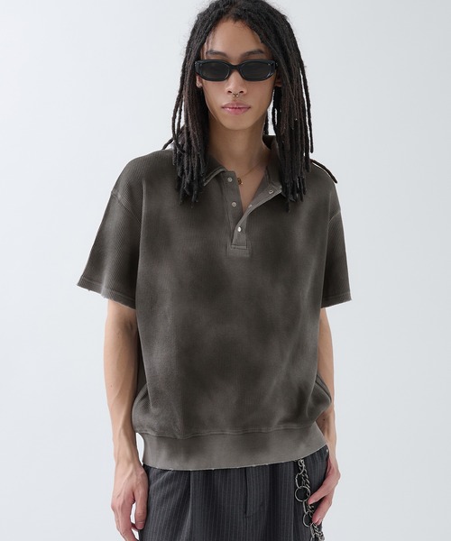 ANDER HUNK（アンダーハンク）の「Hard Spray Thermal Polo / ハードスプレーサーマルポロ（ポロシャツ・メンズ・グレー/レッド/杢グレー・MEDIUM/LARGE）」の5枚目の写真