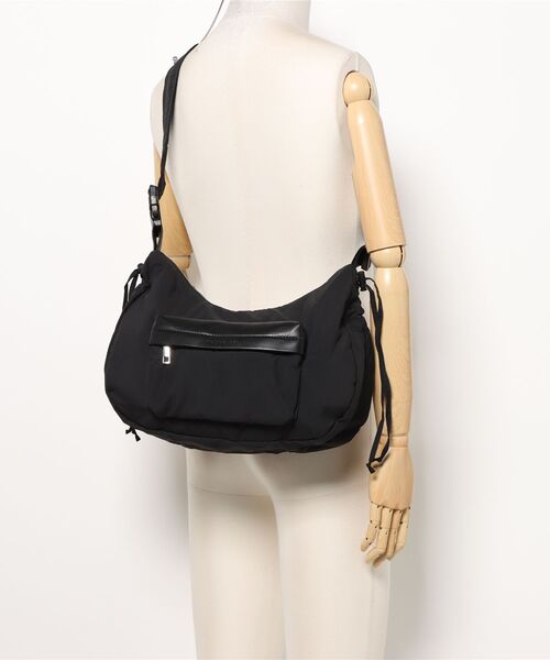 TRUNC（トランクエイティーエイト）の「2way Gather Shoulder Bag（ショルダーバッグ・レディース・ブラック・FREE）」の5枚目の写真