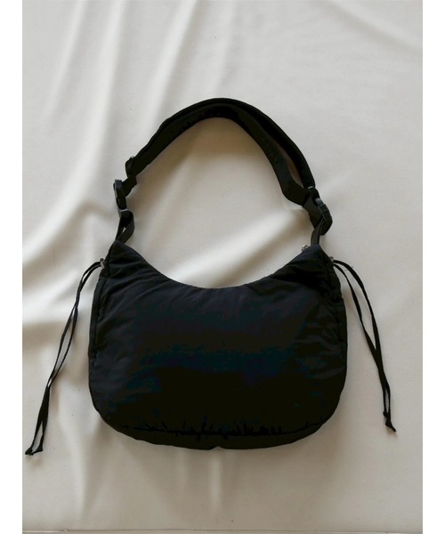 TRUNC（トランクエイティーエイト）の「2way Gather Shoulder Bag（ショルダーバッグ・レディース・ブラック・FREE）」の6枚目の写真