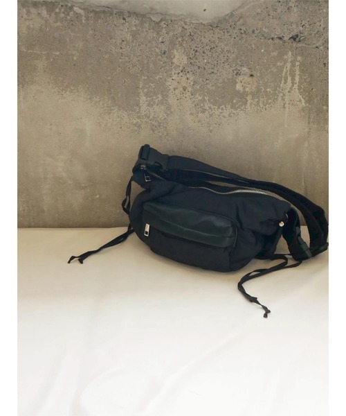 TRUNC（トランクエイティーエイト）の「2way Gather Shoulder Bag（ショルダーバッグ・レディース・ブラック・FREE）」の8枚目の写真