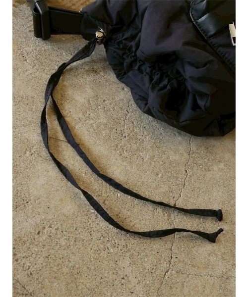 TRUNC（トランクエイティーエイト）の「2way Gather Shoulder Bag（ショルダーバッグ・レディース・ブラック・FREE）」の18枚目の写真