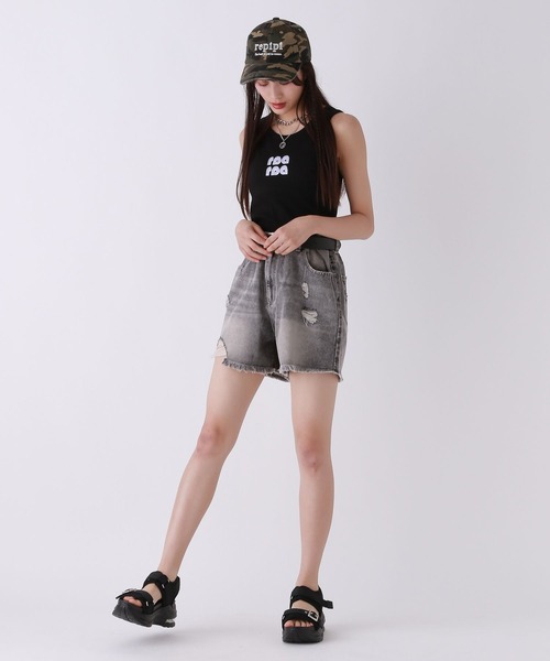 repipi armario（レピピ アルマリオ）の「ダメージデニムショートパンツ（デニムパンツ・キッズ・ブラック/ベージュ系その他/ブルー・MEDIUM/SMALL/LARGE）」の5枚目の写真