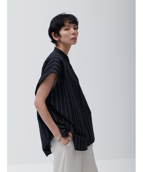 Brown&Street(ブラウンアンドストリート)の「サッカーストライプヨークシャツ(シャツ/ブラウス・レディース・ブラック/ホワイト・FREE)」の15枚目の写真