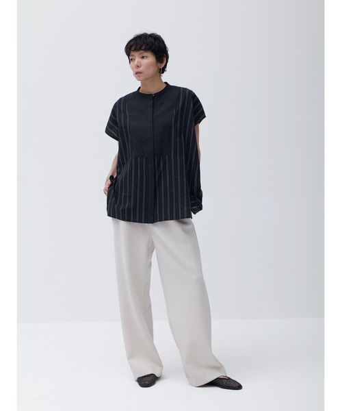 Brown&Street(ブラウンアンドストリート)の「サッカーストライプヨークシャツ(シャツ/ブラウス・レディース・ブラック/ホワイト・FREE)」の16枚目の写真