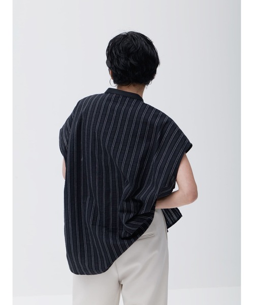 Brown&Street(ブラウンアンドストリート)の「サッカーストライプヨークシャツ(シャツ/ブラウス・レディース・ブラック/ホワイト・FREE)」の19枚目の写真