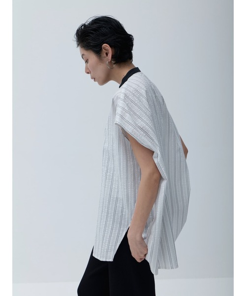 Brown&Street(ブラウンアンドストリート)の「サッカーストライプヨークシャツ(シャツ/ブラウス・レディース・ブラック/ホワイト・FREE)」の5枚目の写真