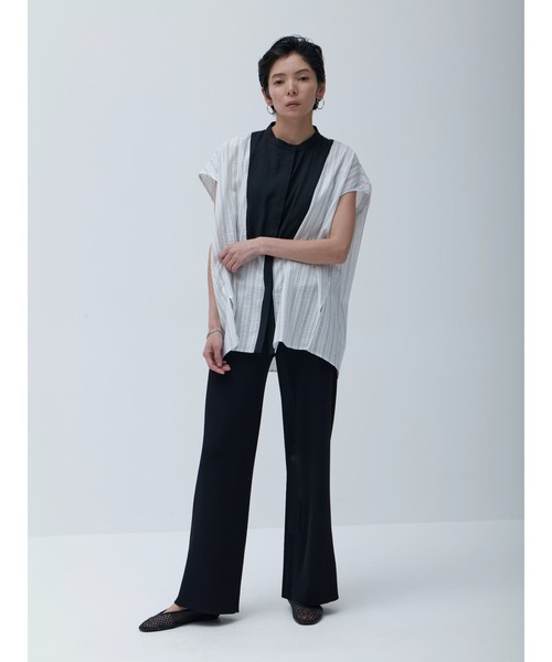Brown&Street(ブラウンアンドストリート)の「サッカーストライプヨークシャツ(シャツ/ブラウス・レディース・ブラック/ホワイト・FREE)」の6枚目の写真