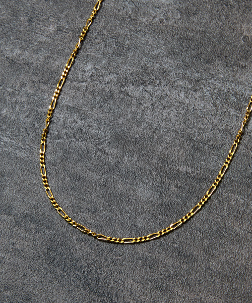 THEFT(セフト)の「THEFT セフト / K18GP FIGARO CHAIN NECKLACE シルバー925フィガロチェーンネックレス 60cm 18金コーティング(ネックレス・メンズ・ゴールド・60cm)」の6枚目の写真