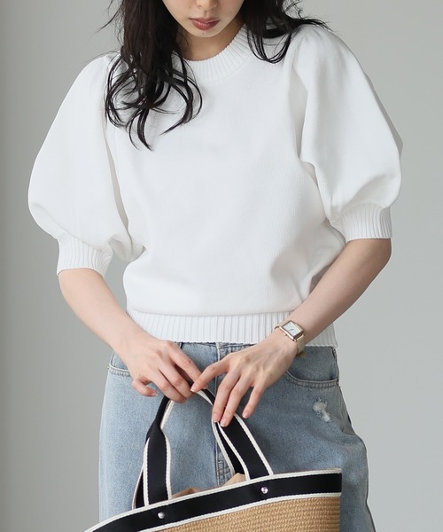 itto...（イット）の「【軽い着心地＆美シルエット】パフスリーブニットトップス（ニット/セーター・レディース・ブラック/アイボリー/オフホワイト/チャコール・M）」の2枚目の写真