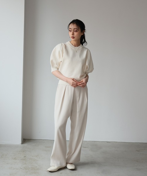 itto...（イット）の「【軽い着心地＆美シルエット】パフスリーブニットトップス（ニット/セーター・レディース・ブラック/アイボリー/オフホワイト/チャコール・M）」の9枚目の写真