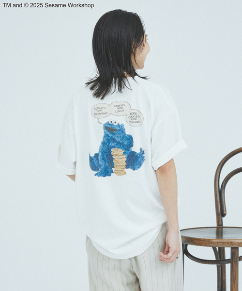 JOURNAL STANDARD（ジャーナルスタンダード）の「セサミストリート meets JOURNAL STANDARD 別注プリントTシャツ（Tシャツ/カットソー・メンズ・ブラック系その他/ホワイト×ホワイト/ホワイト系その他/ライトグリーン/ピンク/ブラックミックス・SMALL/MEDIUM/LARGE）」の14枚目の写真