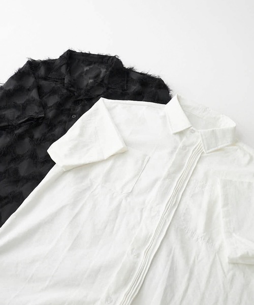 セール】Short-sleeved shirt with pin-tuck design