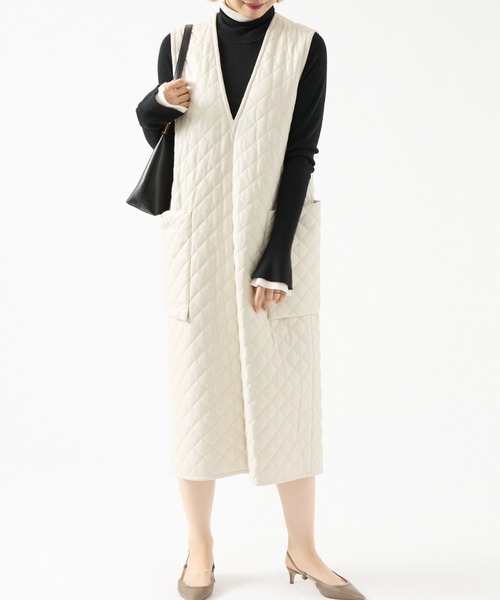 DESIGNWORKS(デザインワークス)の「フェイクレザーキルトジャンパースカート(ワンピース・レディース・サックスブルー/アイボリー・38)」の1枚目の写真