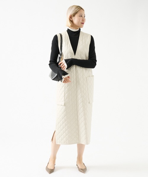 DESIGNWORKS(デザインワークス)の「フェイクレザーキルトジャンパースカート(ワンピース・レディース・サックスブルー/アイボリー・38)」の14枚目の写真