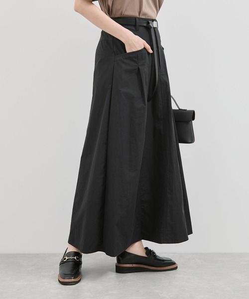 VIS（ビス）の「ウエスト切替デザインフレアスカート（スカート・レディース・ブラック/オフホワイト・FREE）」の3枚目の写真