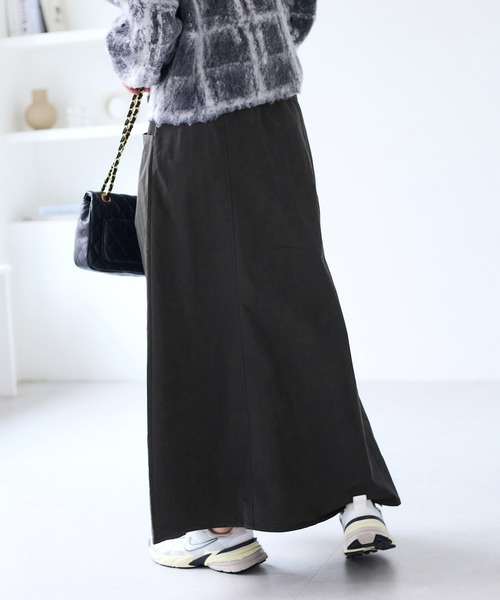 VIS（ビス）の「ウエスト切替デザインフレアスカート（スカート・レディース・ブラック/オフホワイト・FREE）」の17枚目の写真
