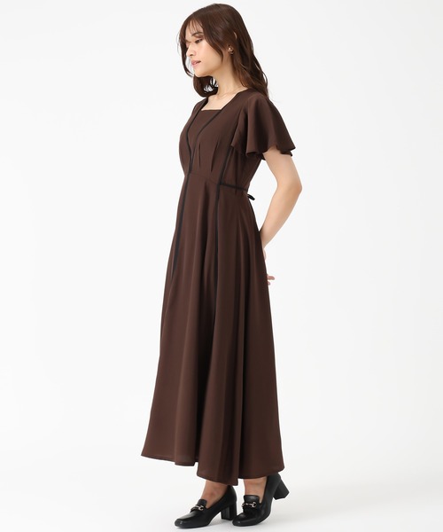 MISCH MASCH(ミッシュマッシュ)の「パイピングアソートワンピース(ワンピース・レディース・ホワイト/ブラウン/ブラック・M/S)」の5枚目の写真