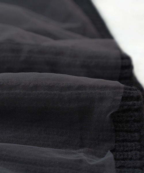 reca（レカ）の「ニット×チュールVネックペプラムベスト（ベスト・レディース・ブラック/グレイッシュベージュ・M）」の21枚目の写真