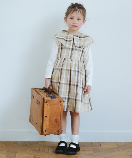 BRANSHES（ブランシェス）の「【おそろい】チェックジャンパースカート（ジャンパースカート・キッズ・ベージュ/ネイビー・100/120/140/130/90/80/110/150）」の13枚目の写真