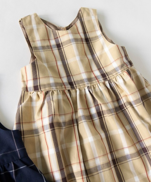 BRANSHES（ブランシェス）の「【おそろい】チェックジャンパースカート（ジャンパースカート・キッズ・ベージュ/ネイビー・100/120/140/130/90/80/110/150）」の15枚目の写真