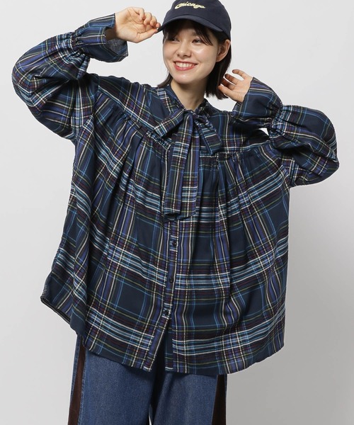 niko and...（ニコアンド）の「2WAYボウタイチェックブラウス（シャツ/ブラウス・レディース・ネイビー/アイボリー/オフホワイト・FREE）」の18枚目の写真