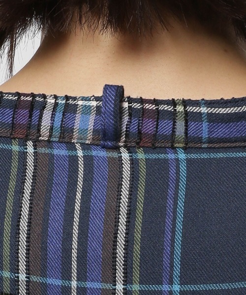 niko and...（ニコアンド）の「2WAYボウタイチェックブラウス（シャツ/ブラウス・レディース・ネイビー/アイボリー/オフホワイト・FREE）」の4枚目の写真